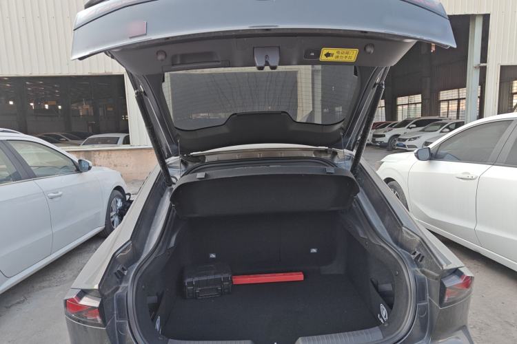 Used Changan UNI-V 2024 1.5T High-Energy Version
