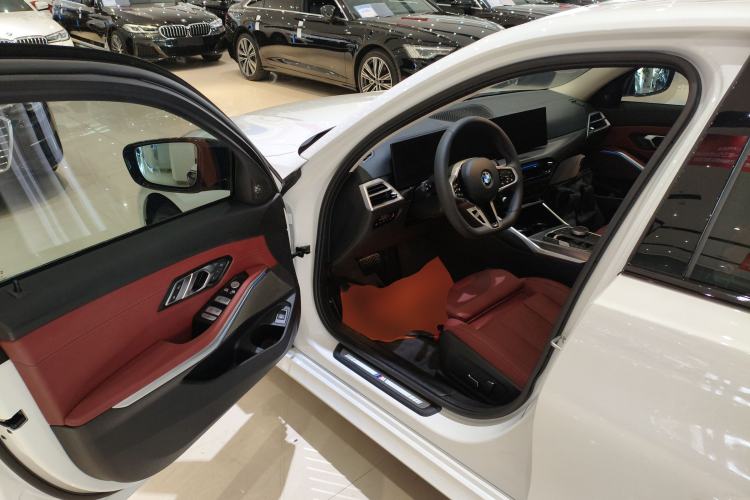 Used BMW 3 Series 2025 330Li M Sport Shadowline Package
