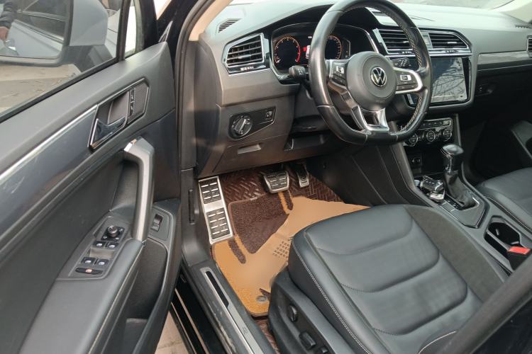 Used Volkswagen Tiguan L 2021 330TSI Automatic Two-Wheel Drive R-Line Enhanced Edition