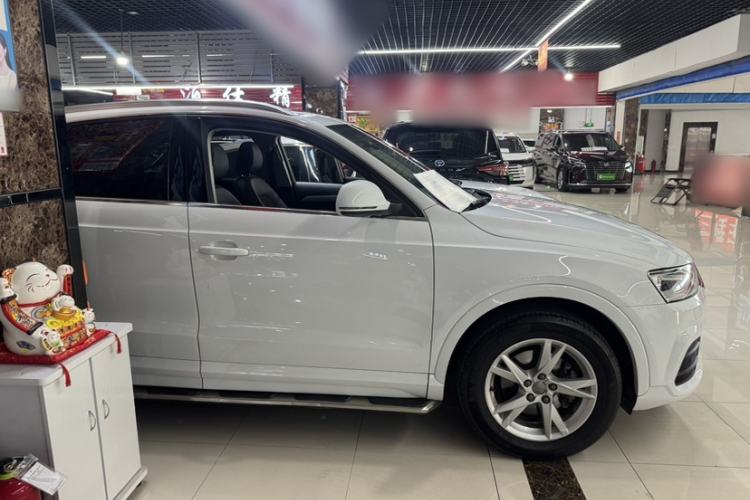 Used Audi Q3 2016 30 TFSI Fashion Model
