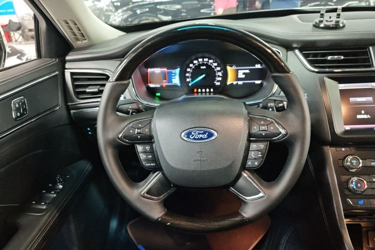 Used Ford Taurus 2015 EcoBoost 245 Fashion Edition