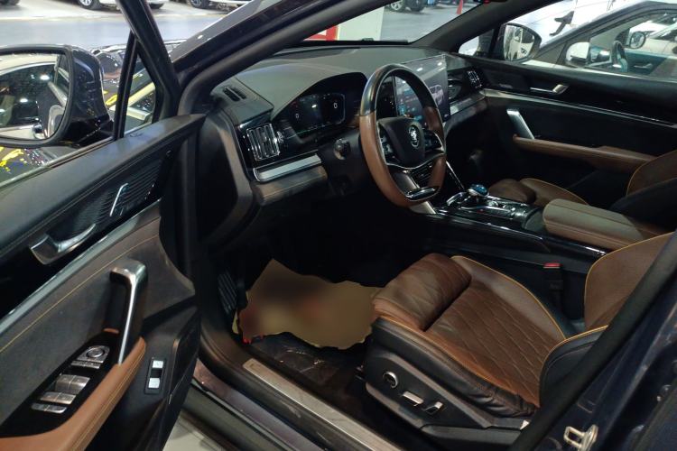 Used BYD Tang New Energy 2021 DM 2.0T Four-Wheel Drive High-Performance Flagship Model
