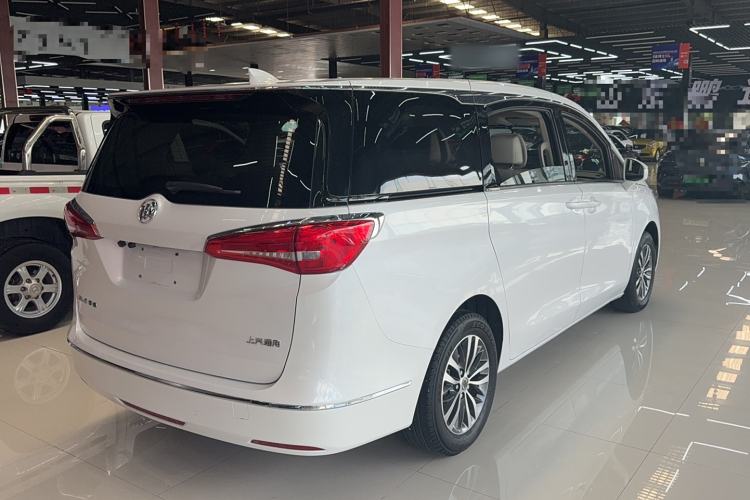 Used Buick GL8 2017 ES 28T Comfort Model China V Standard
