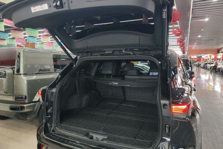 Used Toyota Crown Land Cruiser 2021 2.5L HEV Four-Wheel Drive Premium Edition
