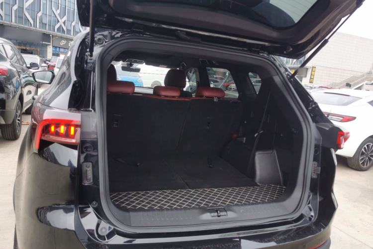 Used JETOUR X70 PLUS 2023 1.6T DCT Stronger 7-Seater
