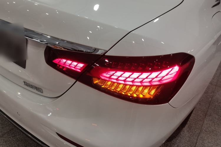 Used Mercedes-Benz E-Class 2023 E 260 L
