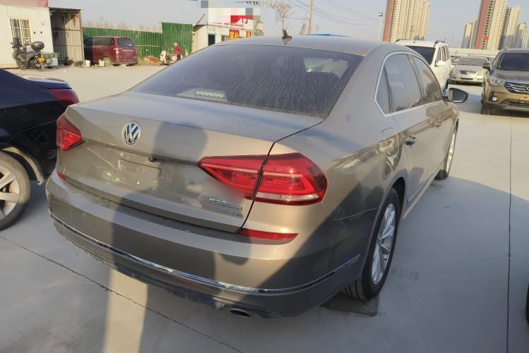 Used Volkswagen Passat 2017 330TSI DSG Luxury Edition
