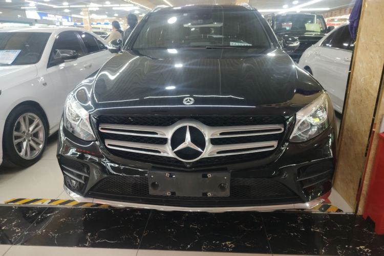 Used Mercedes-Benz GLC 2018 GLC 260 4MATIC Luxury Model