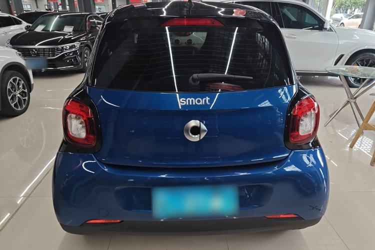 Used  forfour 2016 1.0L 52 kW Dynamic Edition
