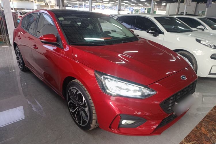 Used Ford Focus 2021 Hatchback EcoBoost 180 Automatic Titanium Edition
