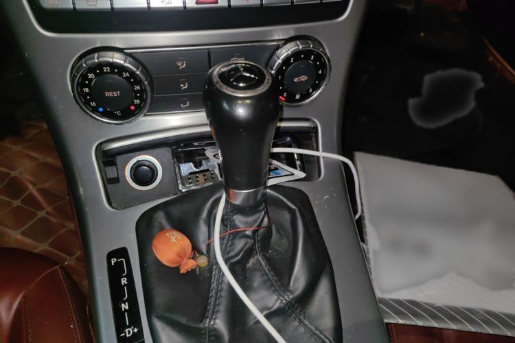 Used Mercedes-Benz SLK-Class 2011 SLK 200 Fashion Model
