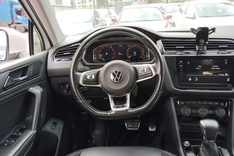 Used Volkswagen Tiguan L 2021 330TSI Automatic Two-Wheel Drive R-Line Enhanced Edition