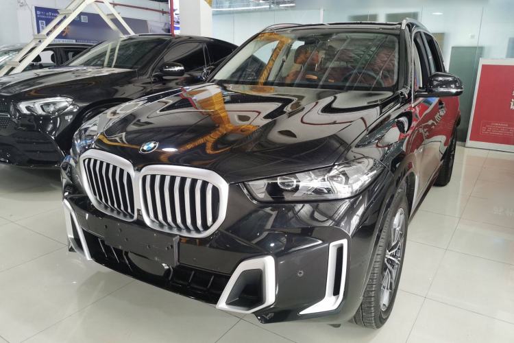 Used BMW X5 2023 xDrive 30Li M Sport Package
