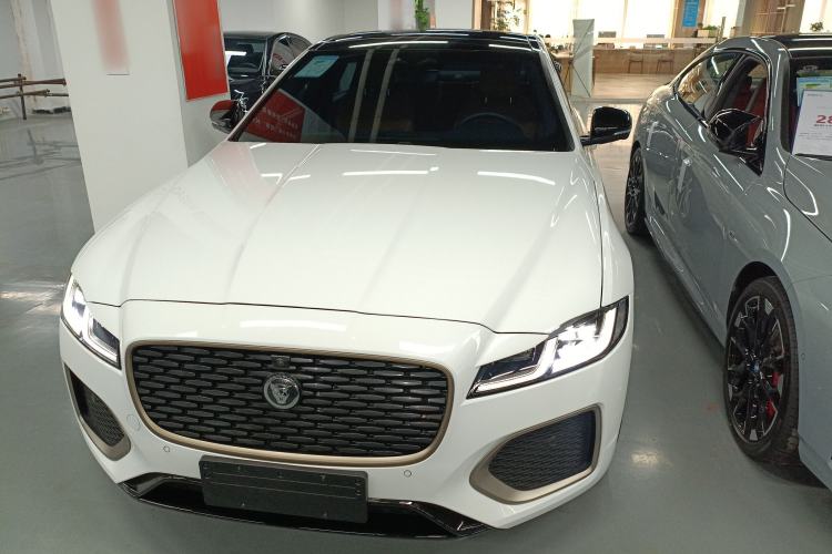 Used Jaguar XFL 2024 2.0T P300 Four-Wheel Drive Flagship Sport Gold Edition