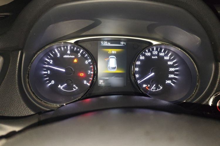 Used Nissan X-Trail 2014 2.0L CVT Comfort Edition 2WD
