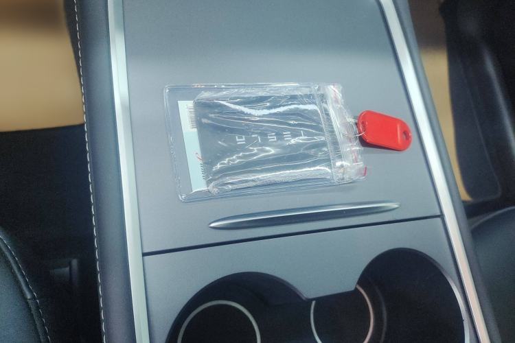 Used Tesla Model Y 2022 Rear-Wheel-Drive Version
