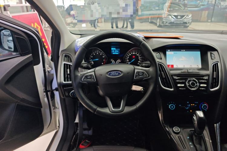 Used Ford Focus 2018 Hatchback Classic 1.6L Automatic Trendy SmartDrive Edition