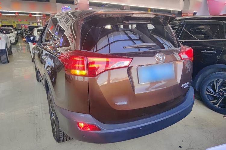 Used Toyota RAV4 2015 2.5L Automatic 4x4 Elite Edition
