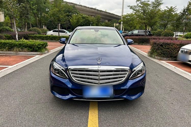Used Mercedes-Benz C-Class 2015 C 200 L
