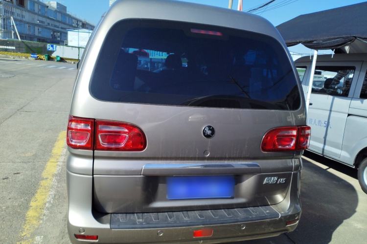 Used FORTHING Lingzhi 2023 M5L 1.6L Base Model 7 Seats