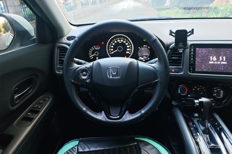 Used Honda Vezel 2020 1.5L CVT Pioneer Edition