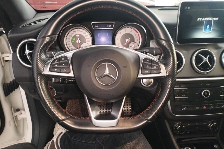 Used Mercedes-Benz CLA 2016 CLA 220 4MATIC
