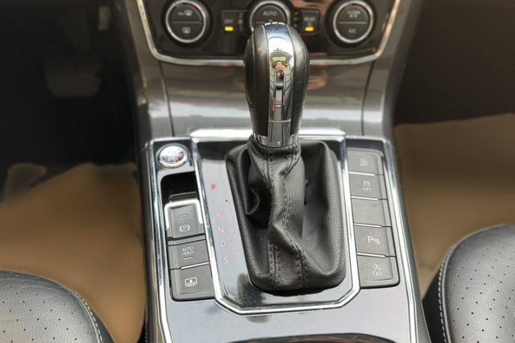 Used Volkswagen Passat 2017 330TSI DSG Prestige Edition
