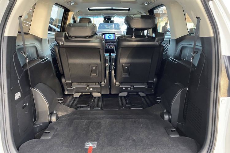 Used Honda Elysion 2022 2.0L eHEV Luxury Edition