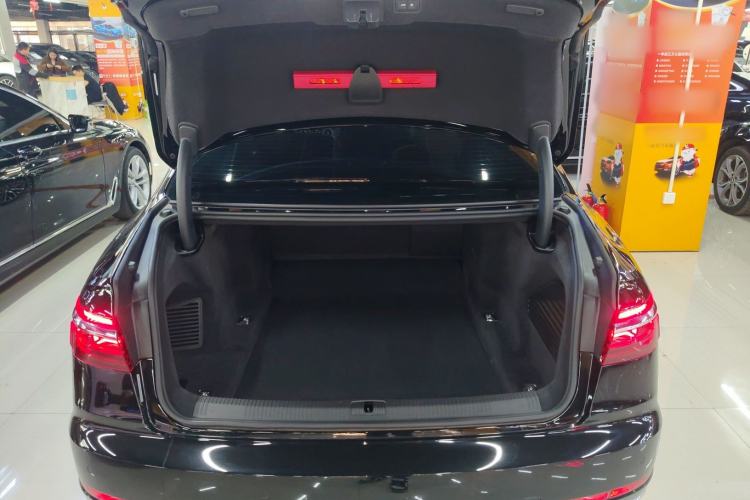 Used Audi A8 2024 A8L 50 TFSI quattro Prestige Edition
