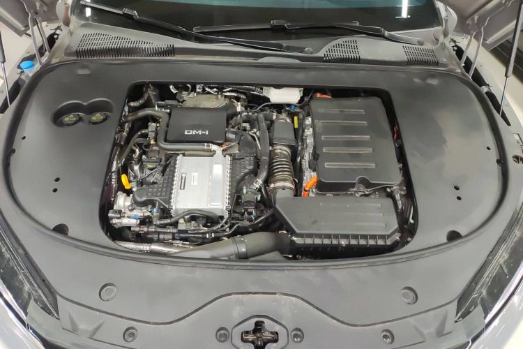 Used BYD Han 2025 DM-i Smart Drive 125KM Prestige Model
