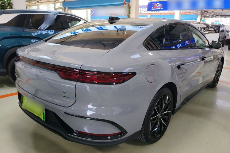 Used BYD Han 2025 DM-i Smart Drive 125KM Prestige Model
