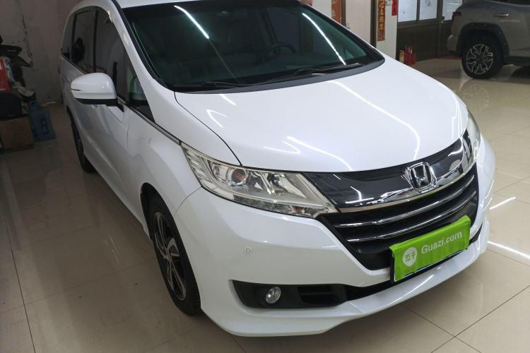 Used Honda Odyssey 2015 Revised 2.4L Luxury Edition
