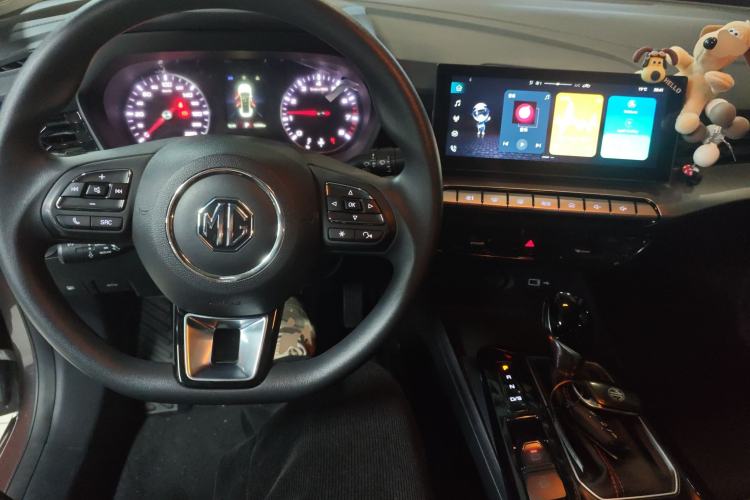 Used MG 5 2023 180 DVVT CVT Fashion Edition
