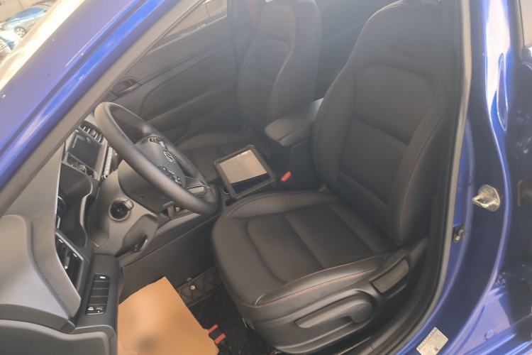 Used Hyundai Elantra 2019 1.4T Dual-Clutch Xuan Dong · Dynamic Model
