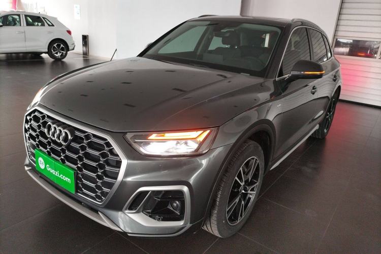 Used Audi Q5L 2022 40T Fashionable and Dynamic Model

