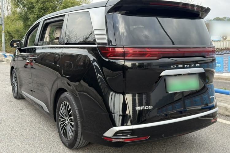 Used Denza D9 2024 DM-i 980 Four-Wheel Drive Flagship Model