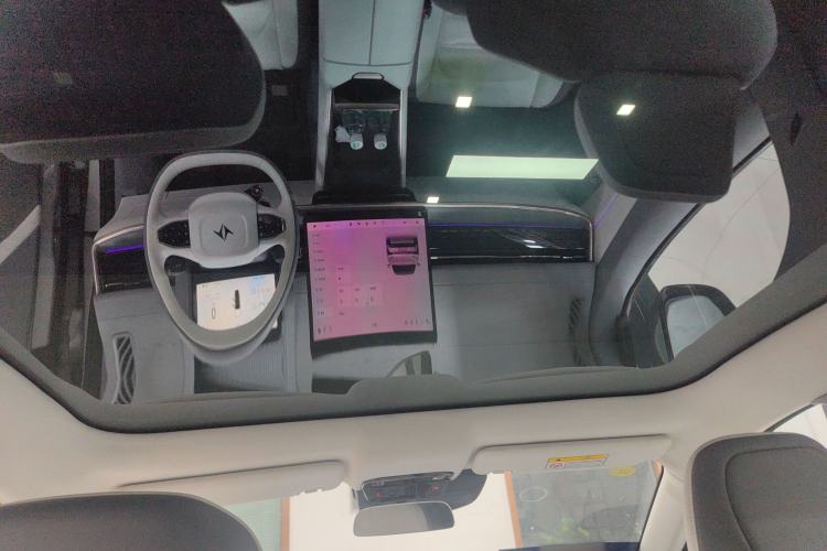 Used  eπ007 2024 540 All-Wheel Drive Pro Edition
