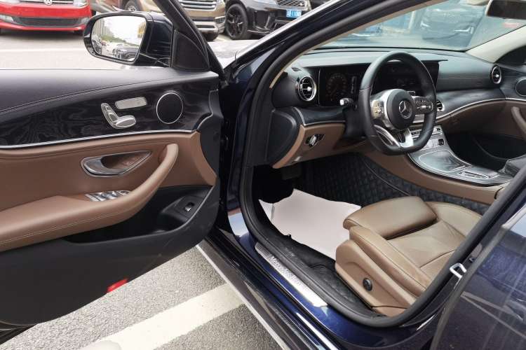 Used Mercedes-Benz E-Class 2019 E 200 L Sport Edition
