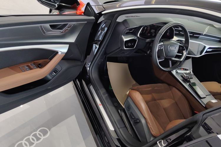 Used Audi A7L 2024 45 TFSI Luxury Edition
