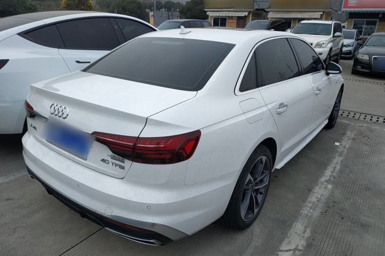 Used Audi A4L 2022 40 TFSI Fashion Dynamic Model
