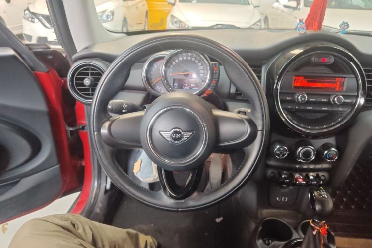 Used  MINI 2014 1.2T ONE
