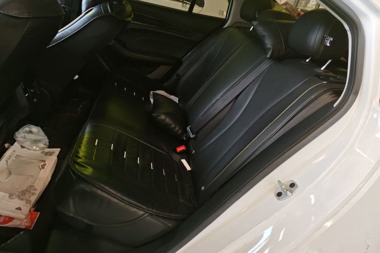 Used Roewe i5 2021 1.5L CVT Diamond Edition