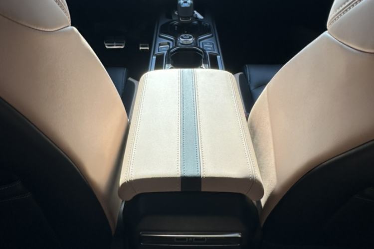 Used Geely Auto icon 2023 1.5TD Chocolate Luxe Edition