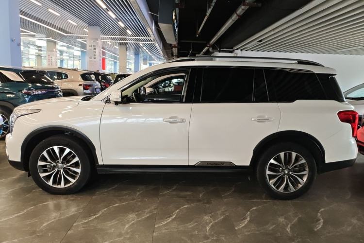 Used GAC Trumpchi GS8 2017 320T Two-Wheel Drive Luxury Smart Connectivity Version (7 Seats)
