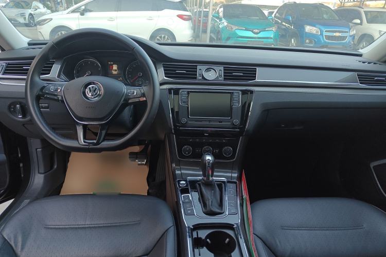 Used Volkswagen Passat 2016 330TSI DSG Prestige Edition
