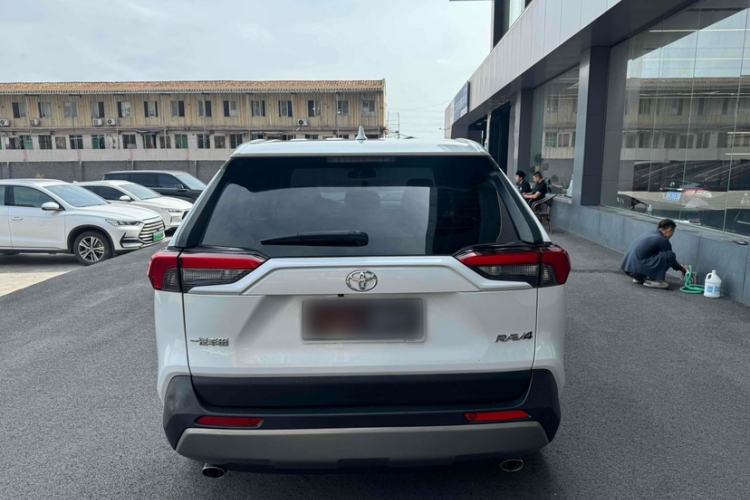 Used Toyota RAV4 2022 2.0L CVT Two-Wheel Drive Fashion Edition
