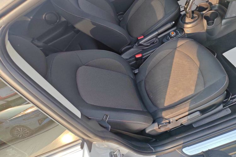 Used  MINI 2023 1.5T ONE
