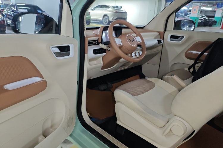 Used Wuling Hongguang MINIEV 2024 3rd Generation 215km Youth Edition
