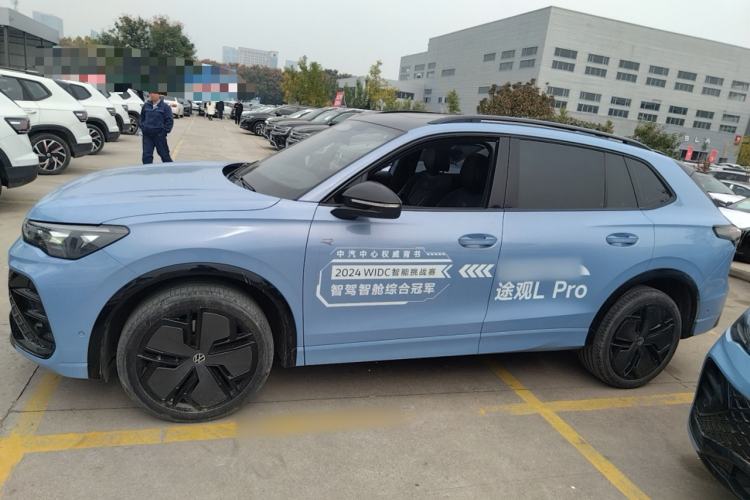 Used Volkswagen Tiguan L 2024 PRO 380TSI Four-Wheel Drive R-Line Prestige Edition
