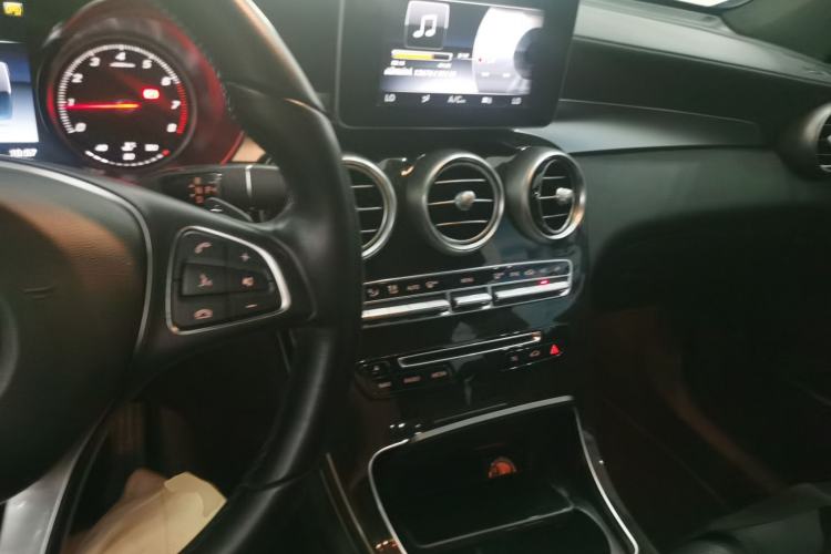 Used Mercedes-Benz GLC 2017 GLC 260 4MATIC Dynamic Edition
